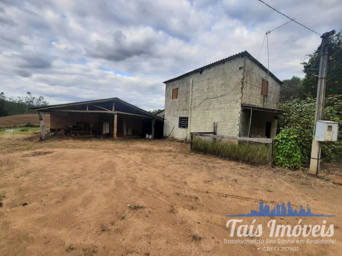 Sítio à venda com 4 quartos, 2m² - Foto 3