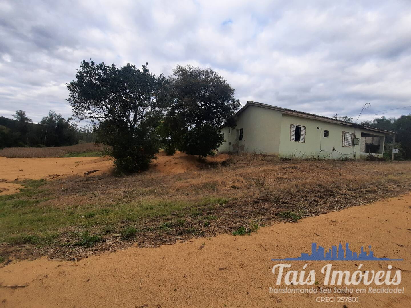 Sítio à venda com 4 quartos, 2m² - Foto 5