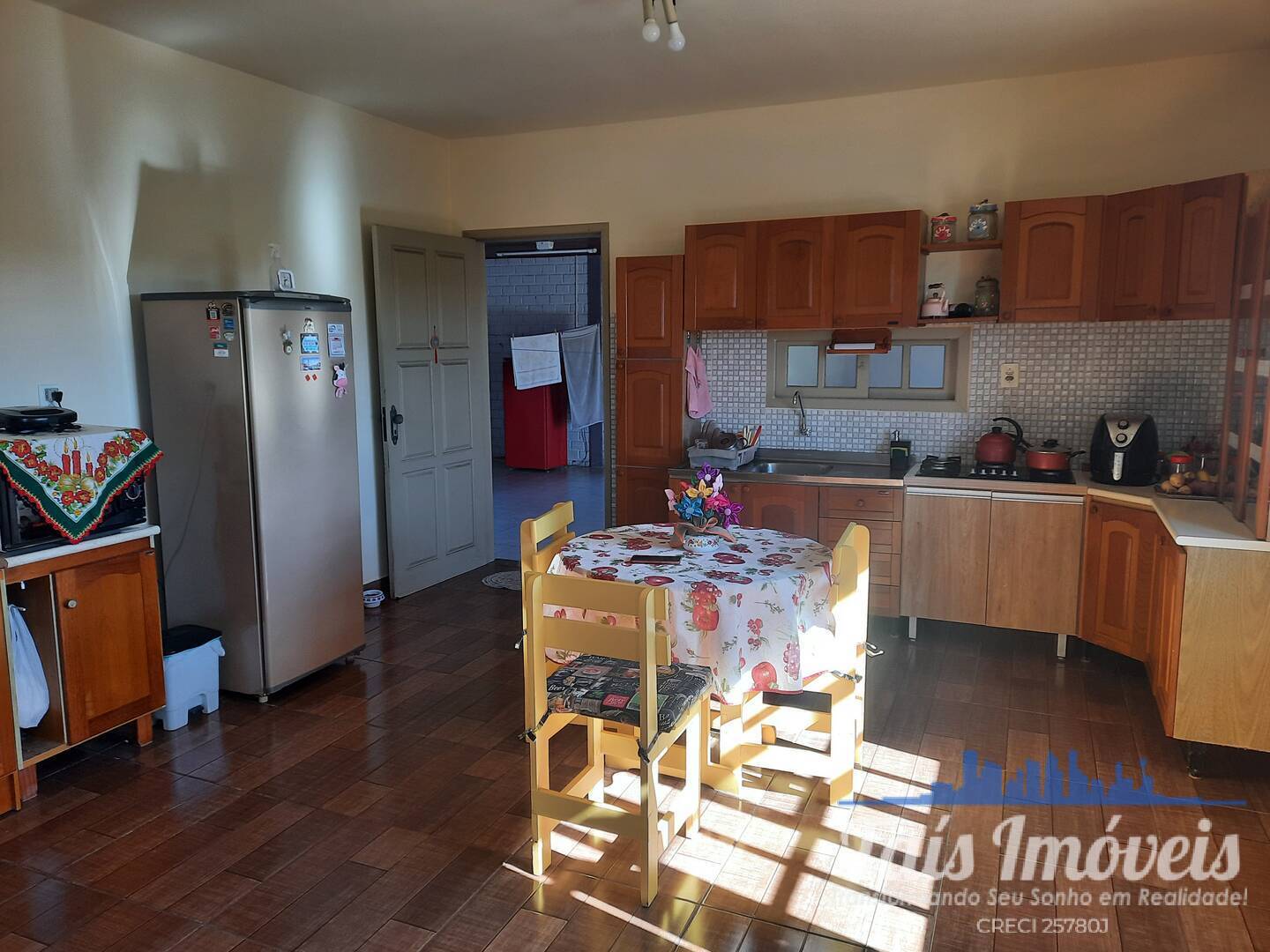Casa à venda com 3 quartos, 940m² - Foto 6